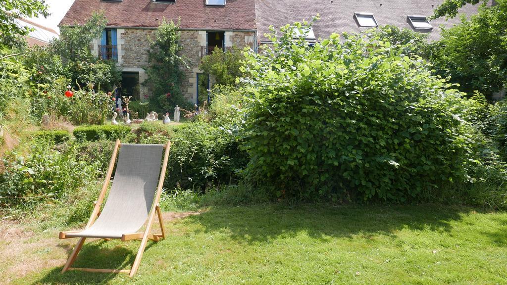 Bed and Breakfast La Cage Aux Oiseaux La Lande-de-Goult Exterior foto
