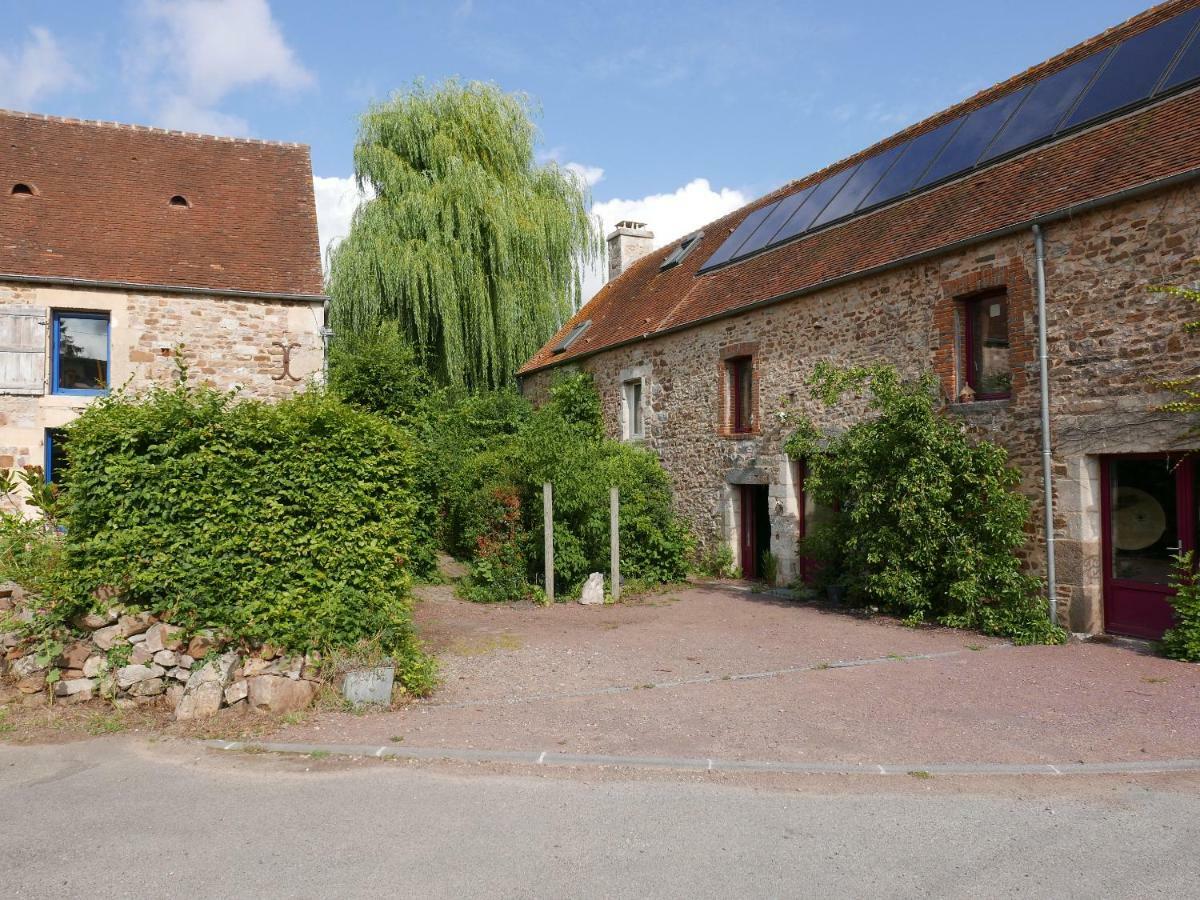 Bed and Breakfast La Cage Aux Oiseaux La Lande-de-Goult Exterior foto